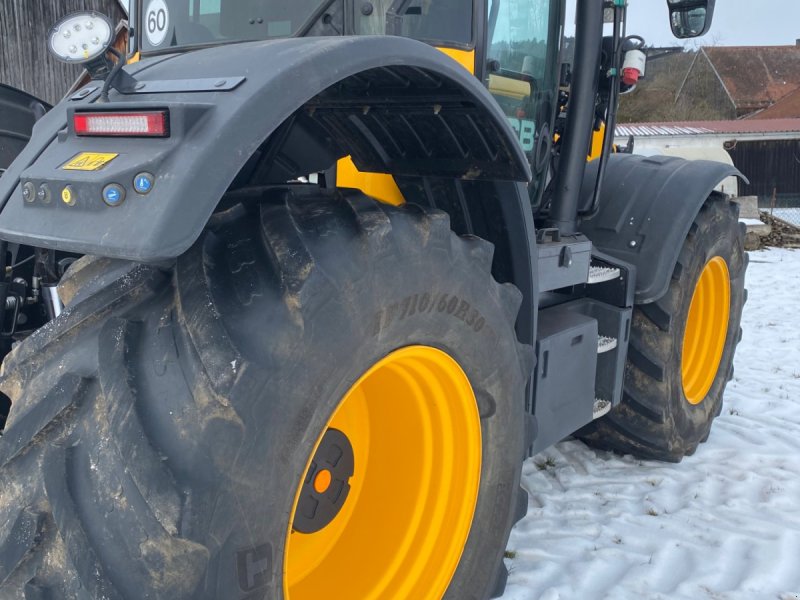 Traktor of the type JCB Fastrac 4220, Gebrauchtmaschine in Eitensheim (Picture 1)