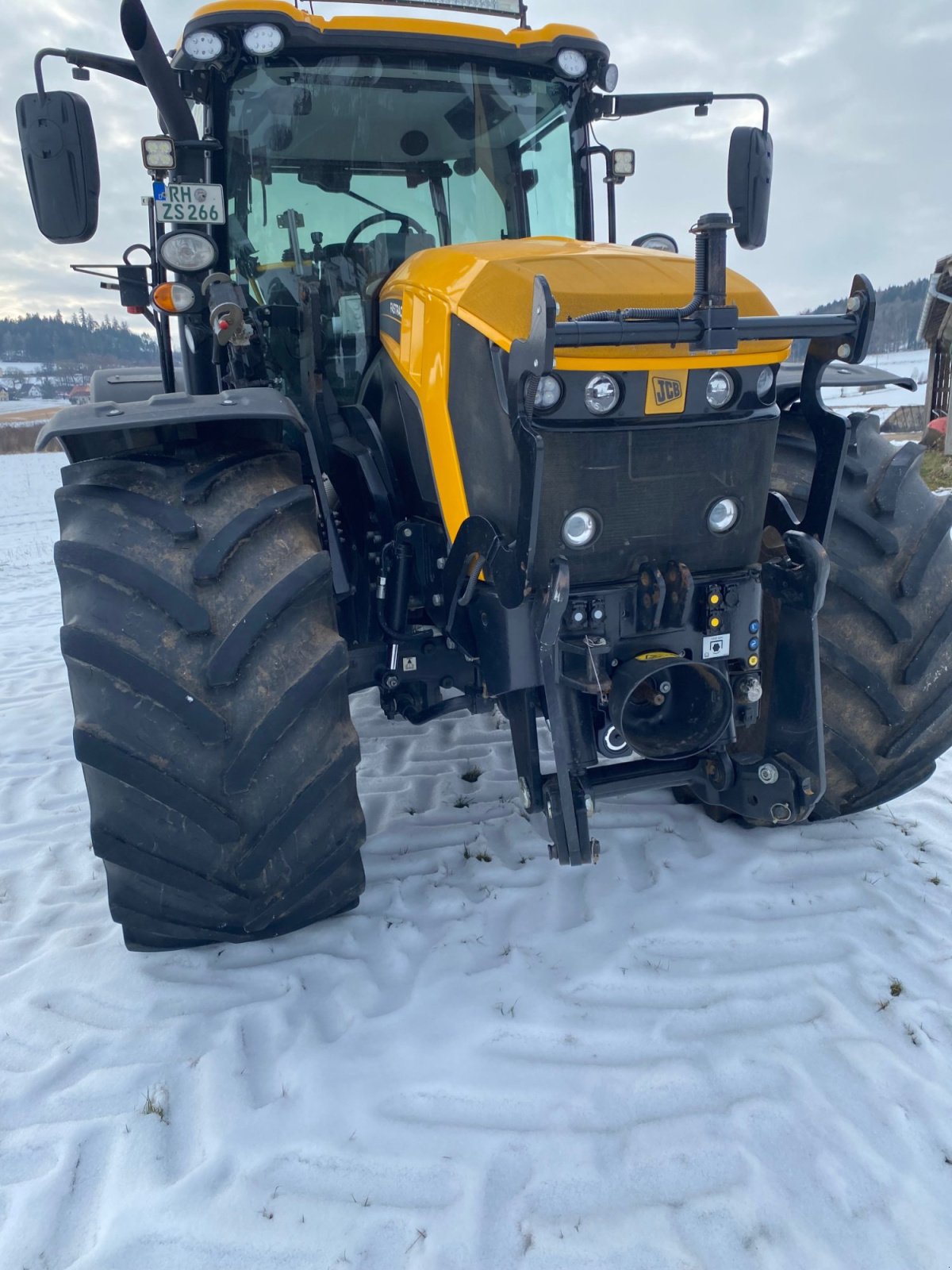 Traktor of the type JCB Fastrac 4220, Gebrauchtmaschine in Eitensheim (Picture 5)