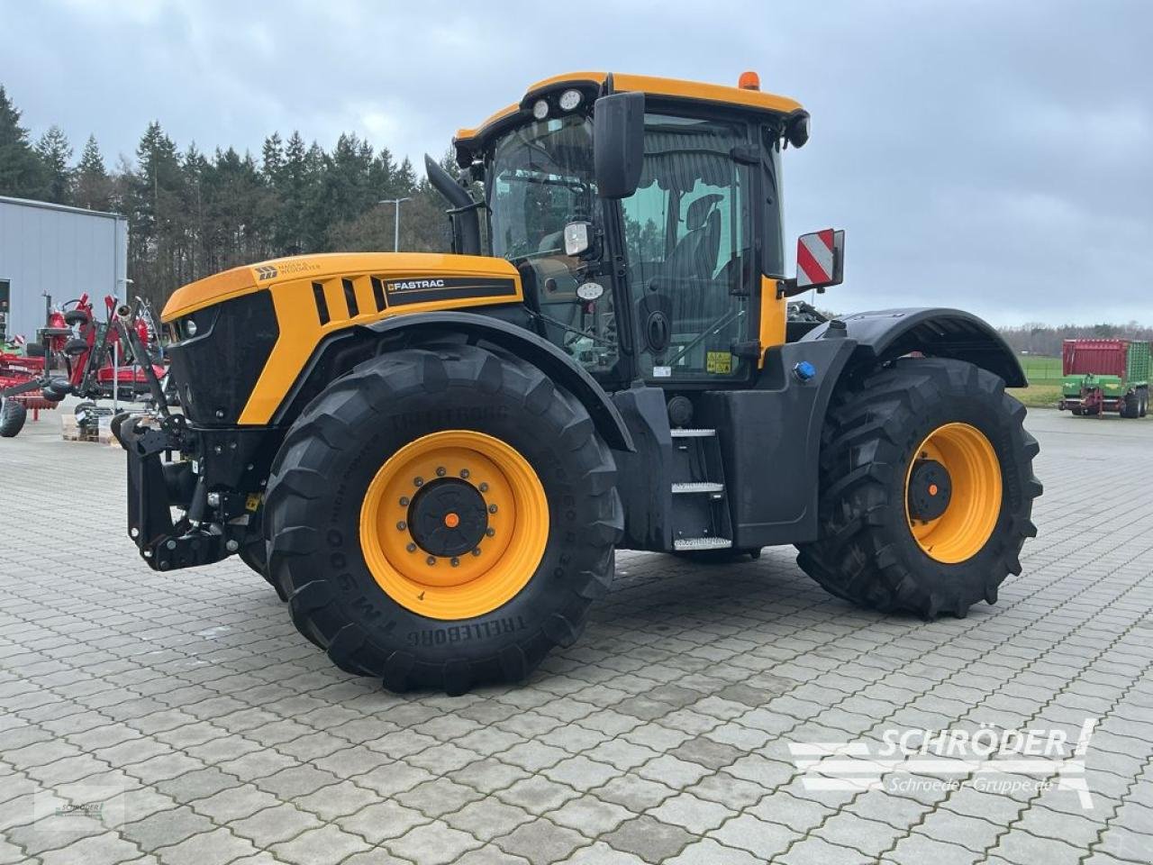 Traktor du type JCB FASTRAC 4220, Gebrauchtmaschine en Hemmoor (Photo 5)