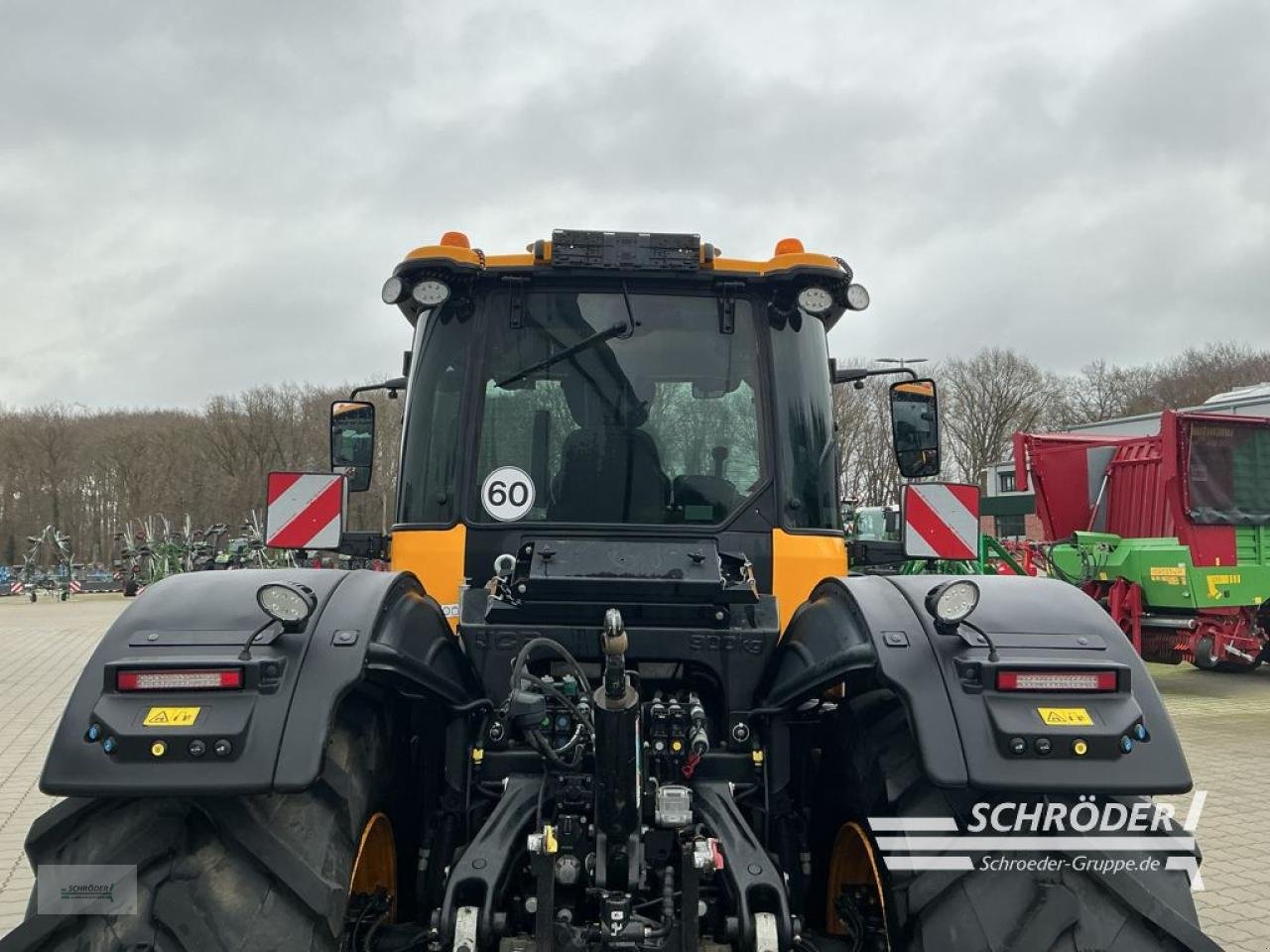 Traktor du type JCB FASTRAC 4220, Gebrauchtmaschine en Hemmoor (Photo 10)