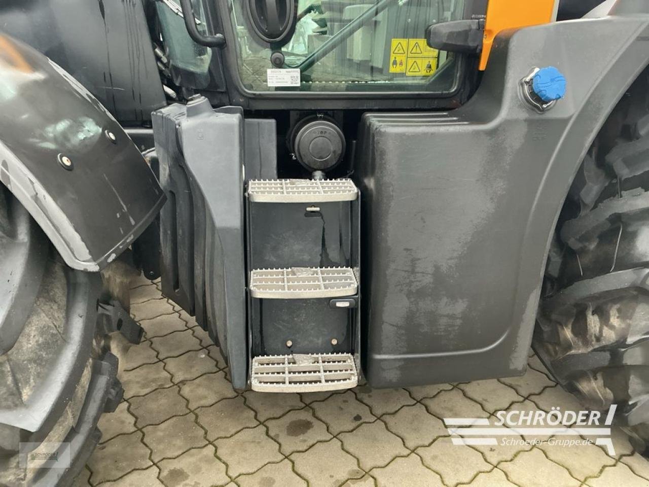 Traktor du type JCB FASTRAC 4220, Gebrauchtmaschine en Hemmoor (Photo 12)
