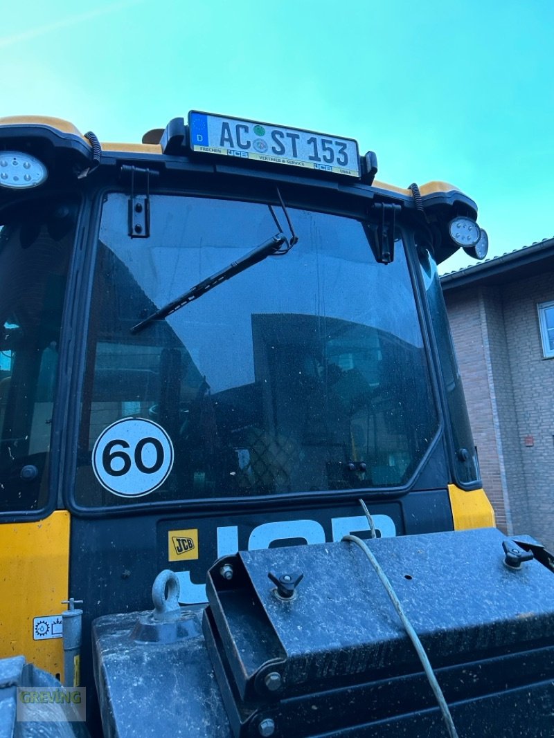 Traktor tipa JCB Fastrac 4220, Gebrauchtmaschine u Ort - Kunde (Slika 24)