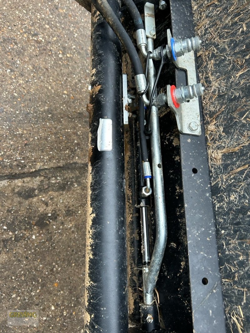 Traktor tipa JCB Fastrac 4220, Gebrauchtmaschine u Ort - Kunde (Slika 28)