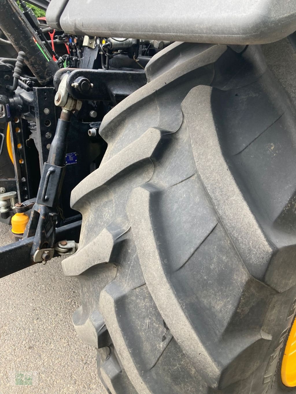 Traktor van het type JCB Fastrac 4220, Gebrauchtmaschine in Steiningen b. Daun (Foto 5)