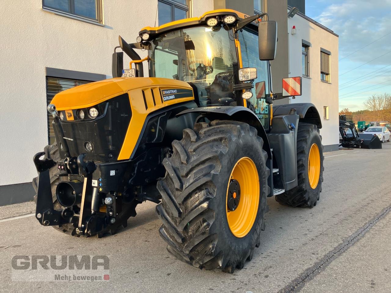 Traktor типа JCB Fastrac 4220iCON, Neumaschine в Friedberg-Derching (Фотография 9)