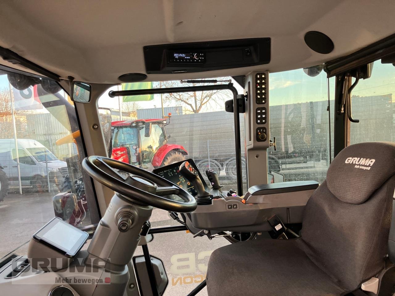 Traktor типа JCB Fastrac 4220iCON, Neumaschine в Friedberg-Derching (Фотография 20)