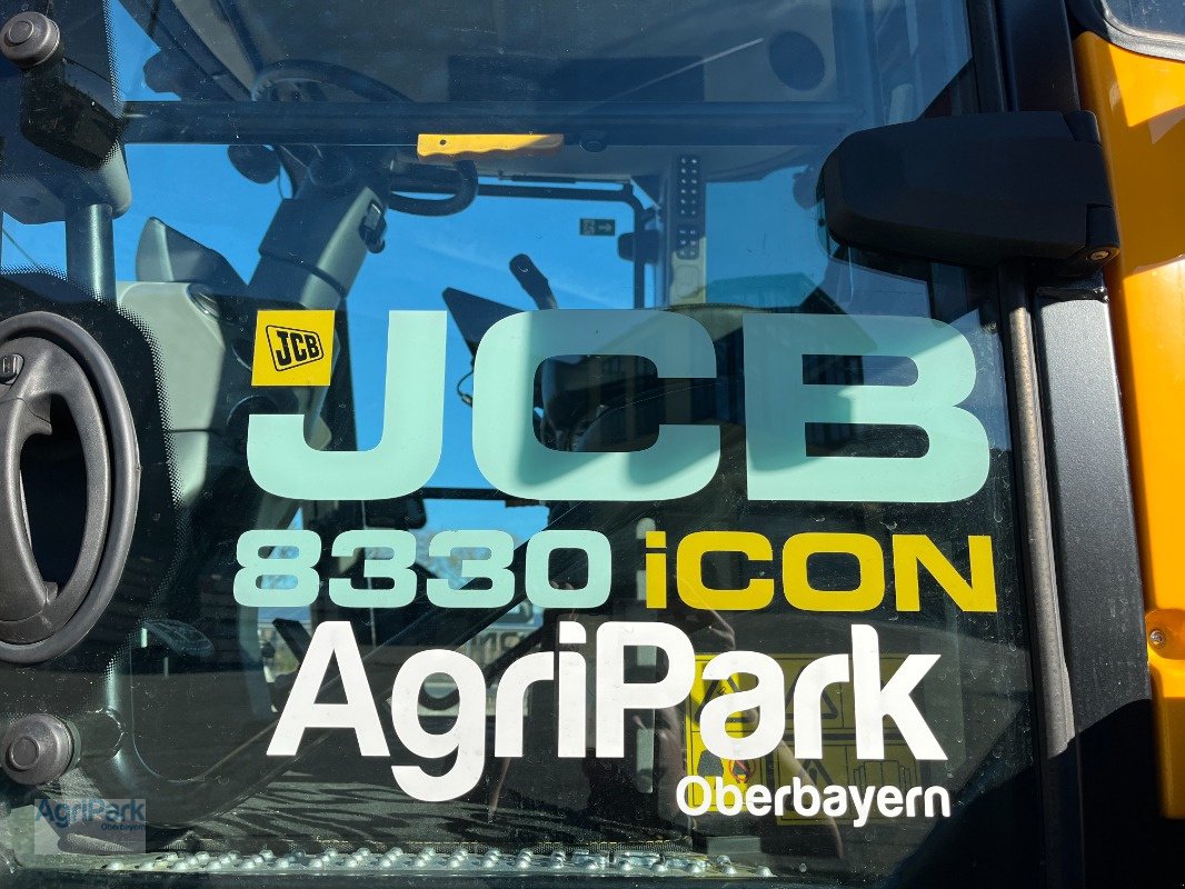 Traktor типа JCB FASTRAC 8330 ICON, Gebrauchtmaschine в Kirchdorf (Фотография 8)