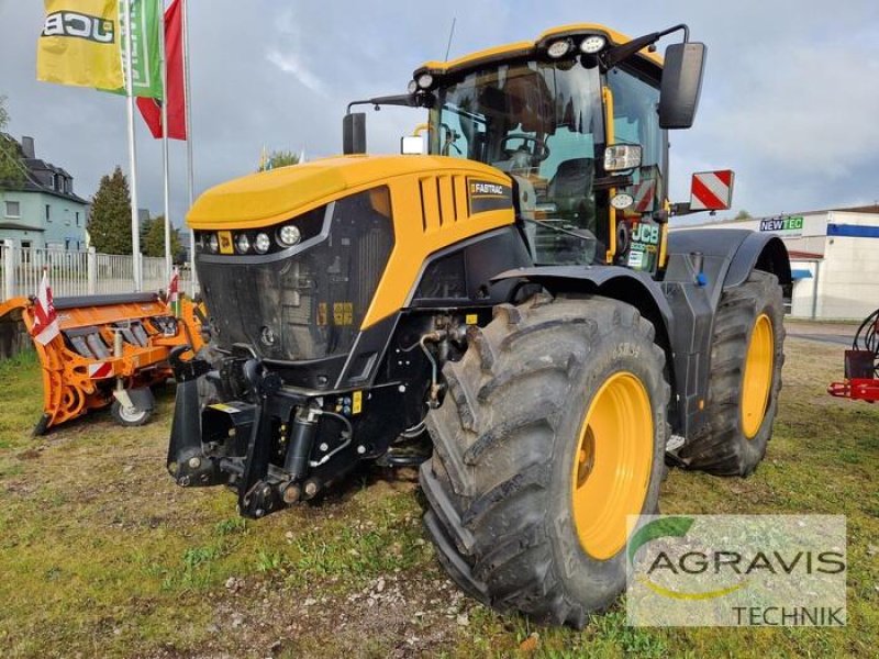 Traktor of the type JCB FASTRAC 8330 STUFE V ICON, Gebrauchtmaschine in Grimma (Picture 1)