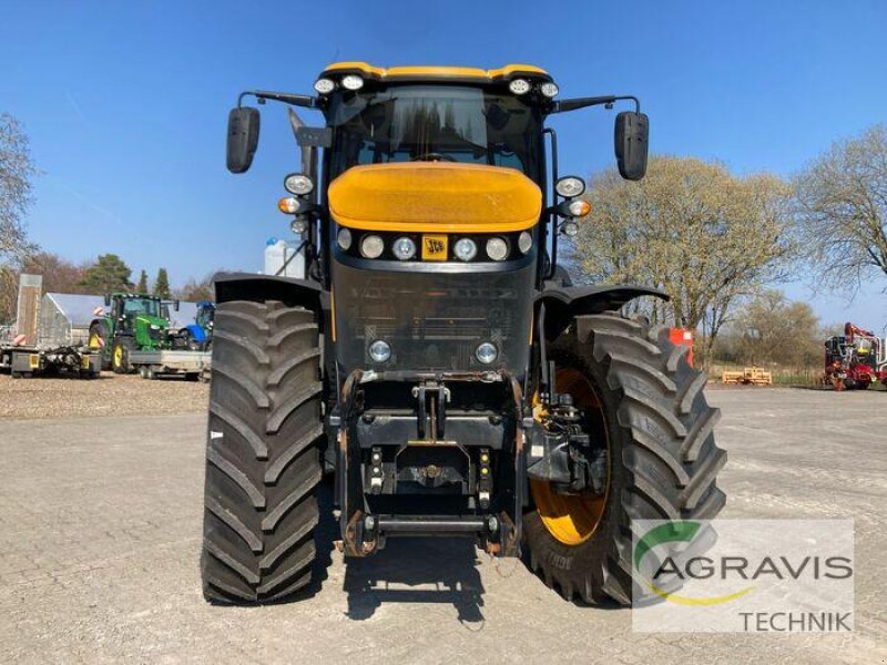 Traktor typu JCB FASTRAC 8330 T4F, Gebrauchtmaschine w Königslutter (Zdjęcie 2)