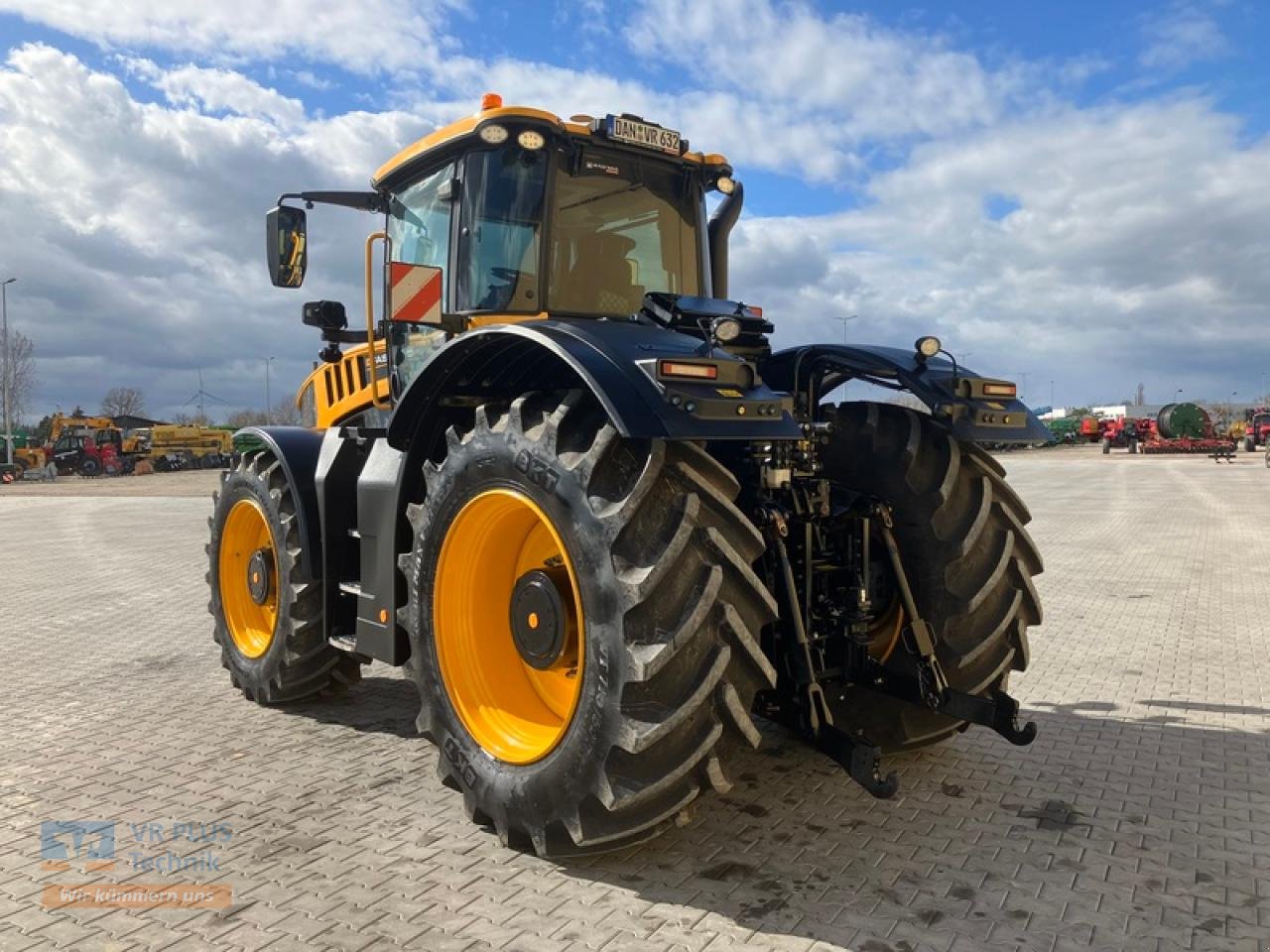 Traktor del tipo JCB FASTRAC 8330, Gebrauchtmaschine en Osterburg (Imagen 3)