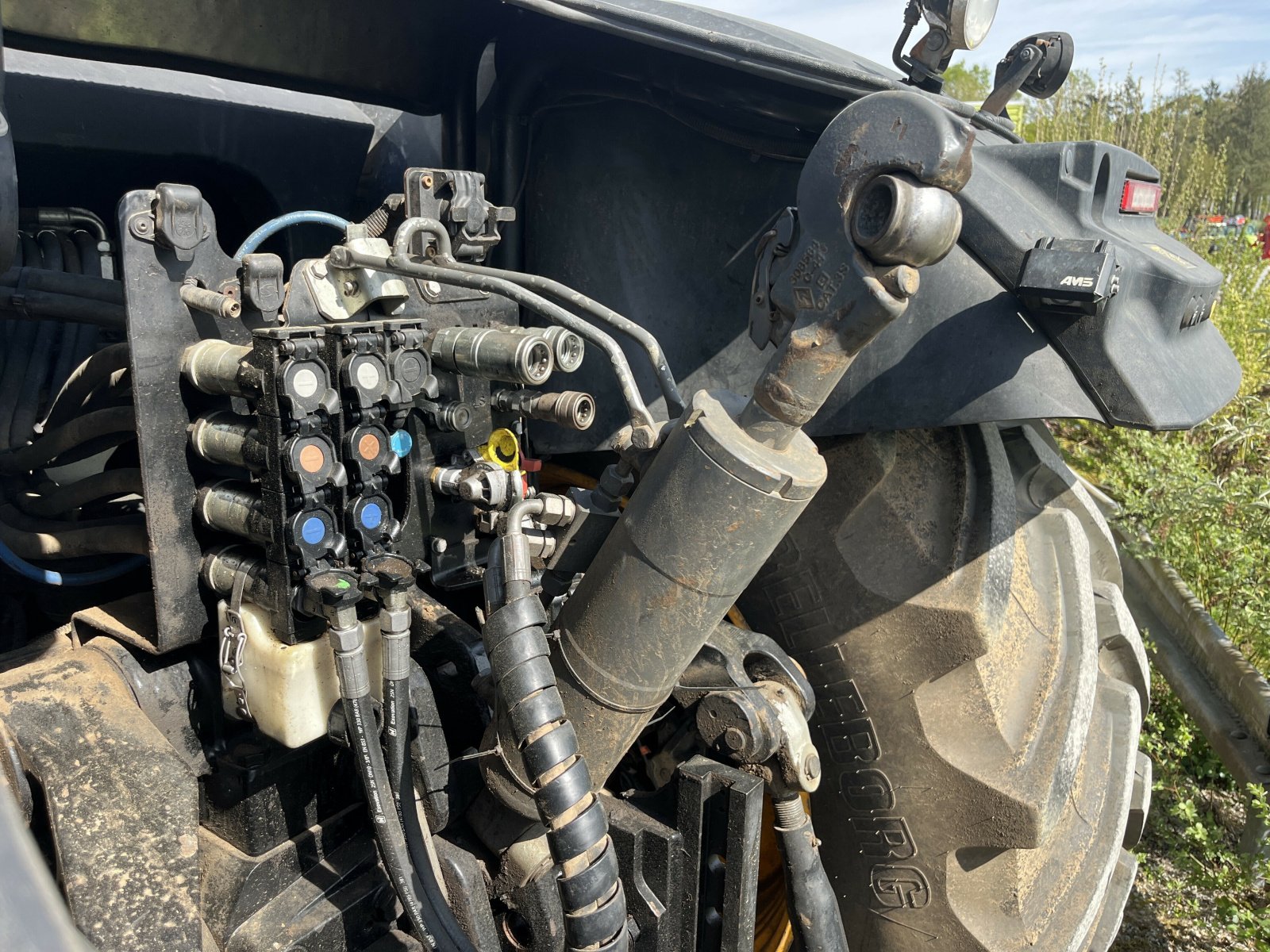 Traktor typu JCB FASTRAC 8330, Gebrauchtmaschine v PONTIVY (Obrázek 4)