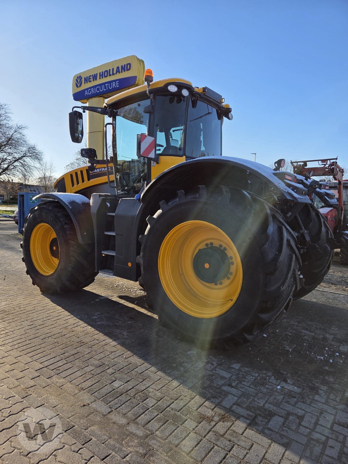 Traktor des Typs JCB FasTrac 8330, Gebrauchtmaschine in Husum (Bild 5)