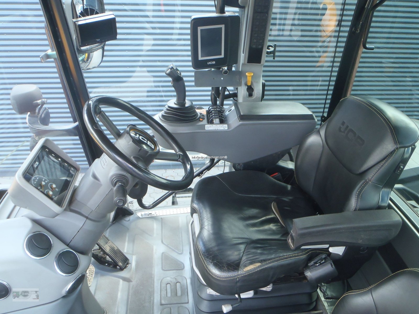 Traktor типа JCB FasTrac 8330, Gebrauchtmaschine в Gescher (Фотография 8)