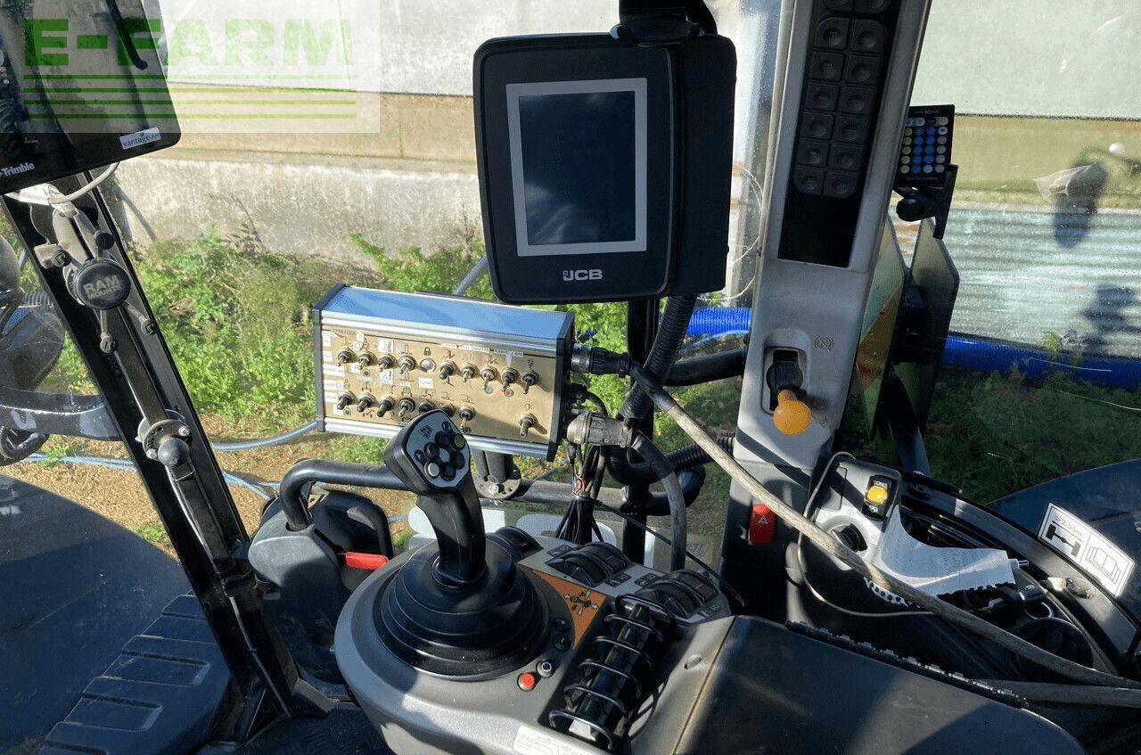 Traktor του τύπου JCB fastrac, Gebrauchtmaschine σε PONTIVY (56 - MORBIHAN) (Φωτογραφία 9)