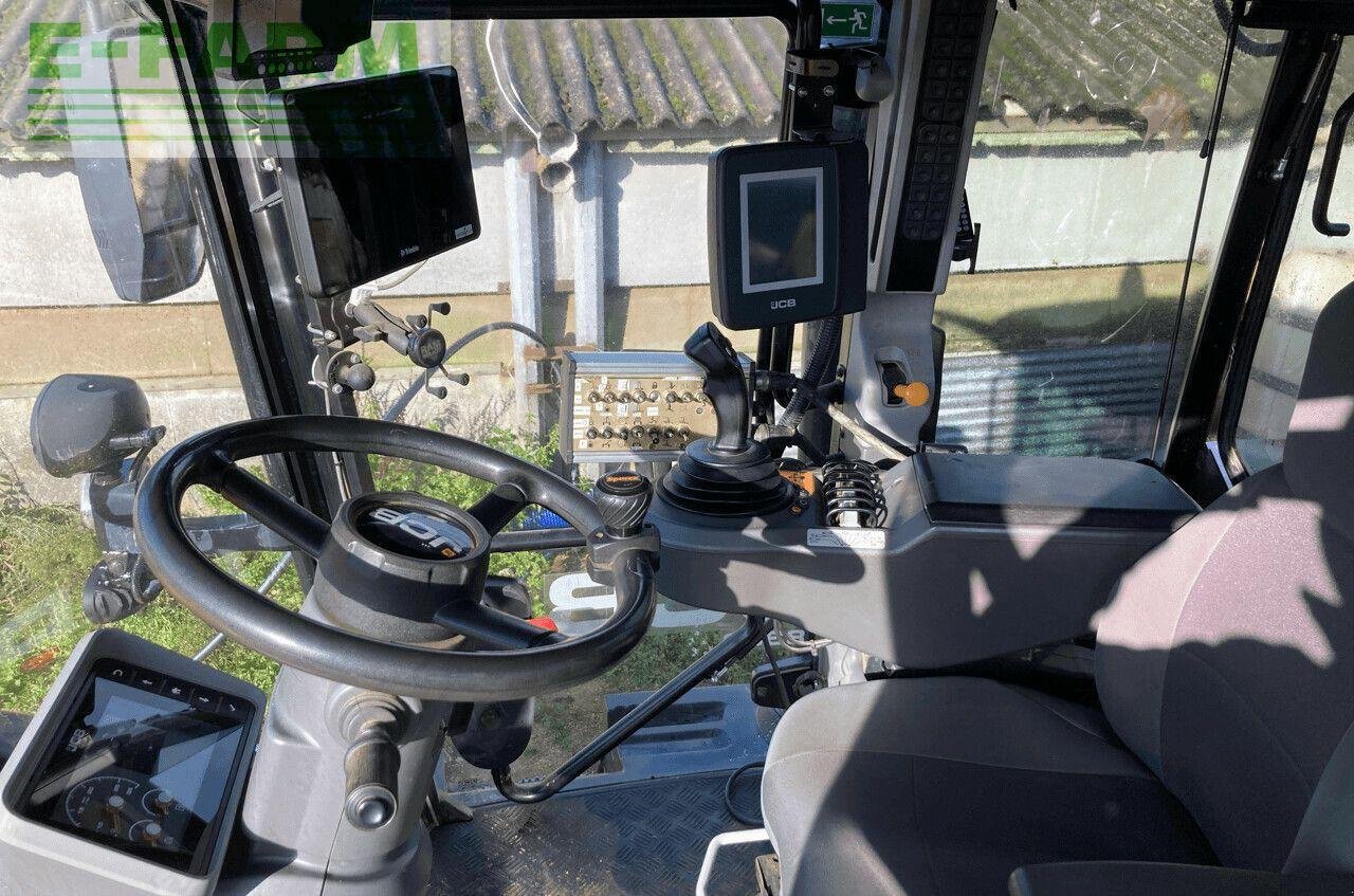 Traktor του τύπου JCB fastrac, Gebrauchtmaschine σε PONTIVY (56 - MORBIHAN) (Φωτογραφία 13)