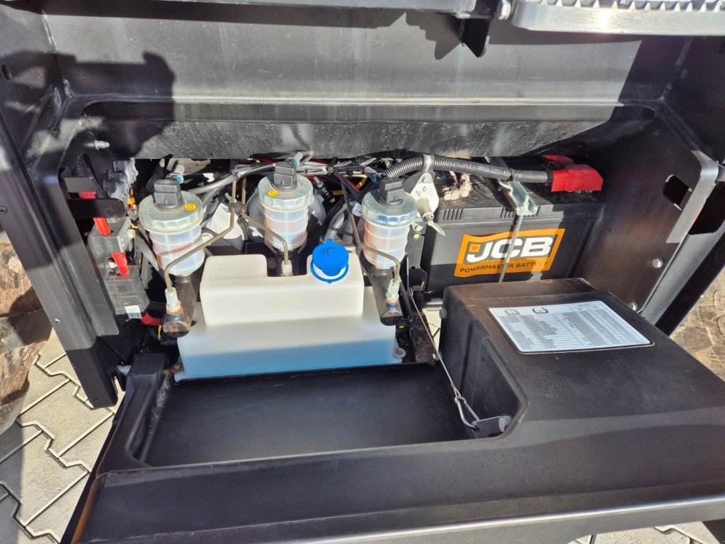 Traktor a típus JCB Sonstiges, Gebrauchtmaschine ekkor: Ziefen (Kép 3)