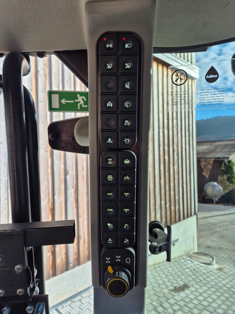 Traktor a típus JCB Sonstiges, Gebrauchtmaschine ekkor: Ziefen (Kép 4)