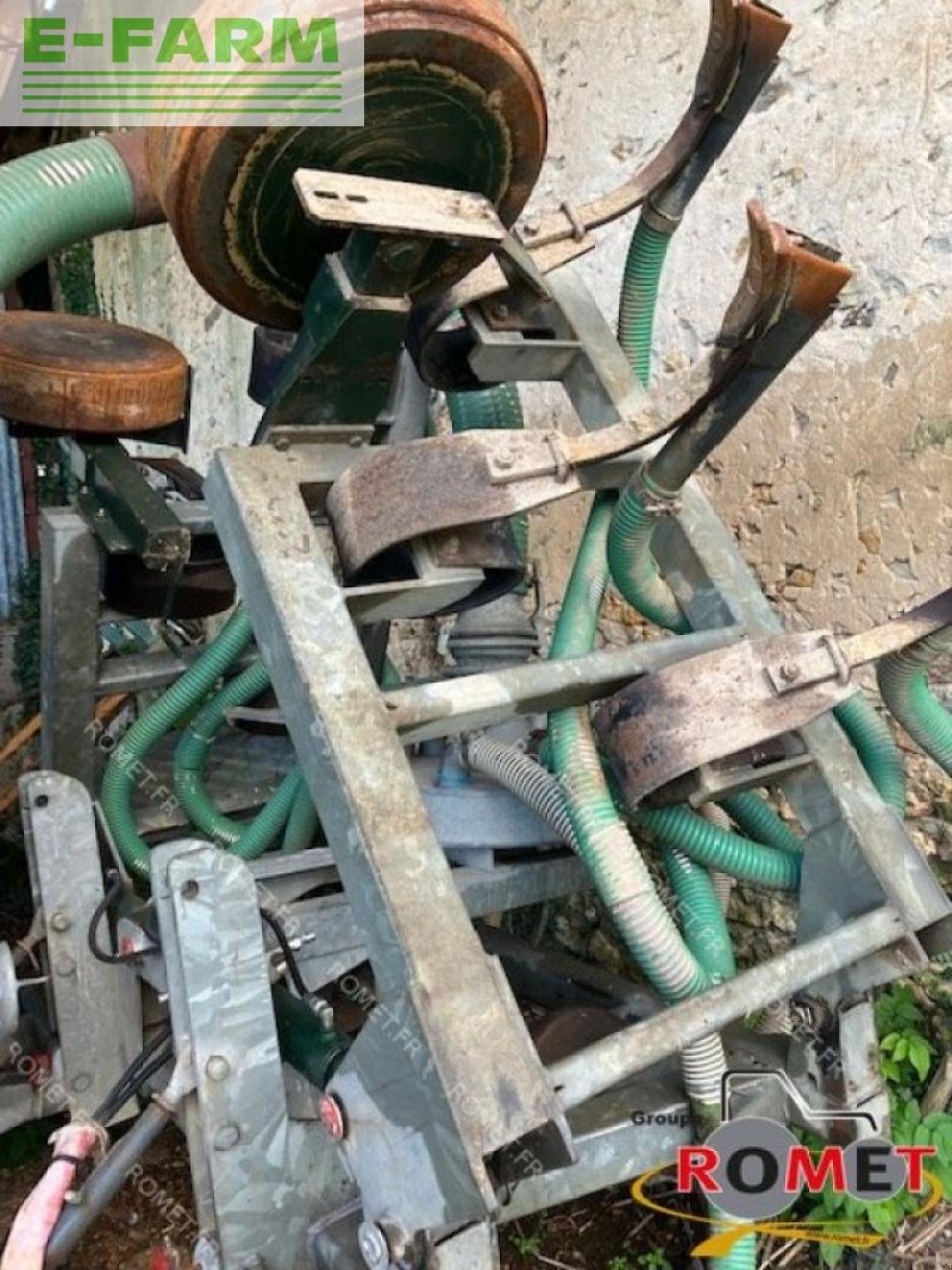 Traktor типа Jeantil gt15500, Gebrauchtmaschine в GENNES-SUR-GLAIZE (Фотография 8)