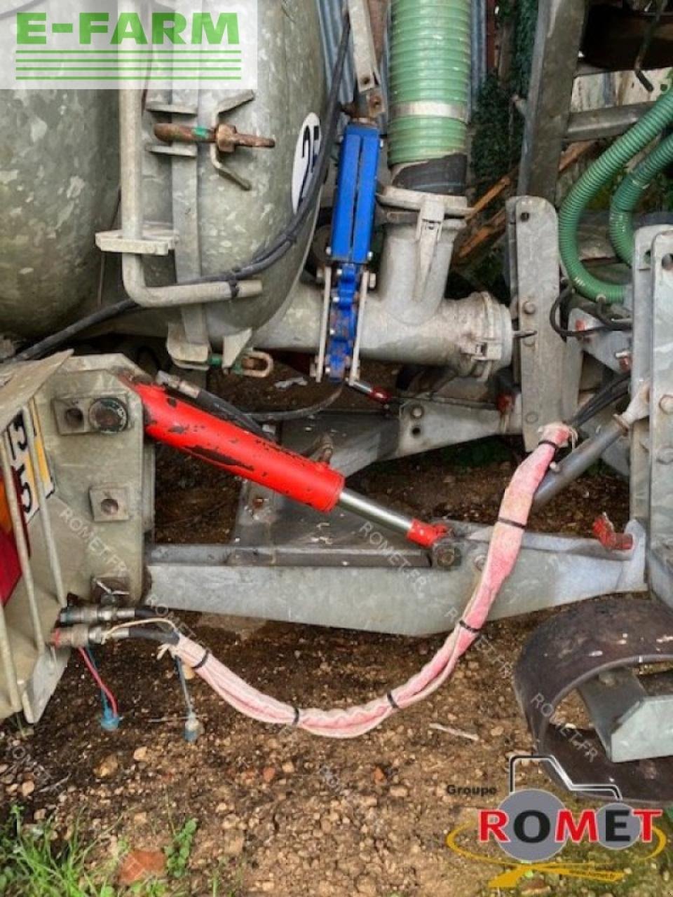 Traktor типа Jeantil gt15500, Gebrauchtmaschine в GENNES-SUR-GLAIZE (Фотография 9)