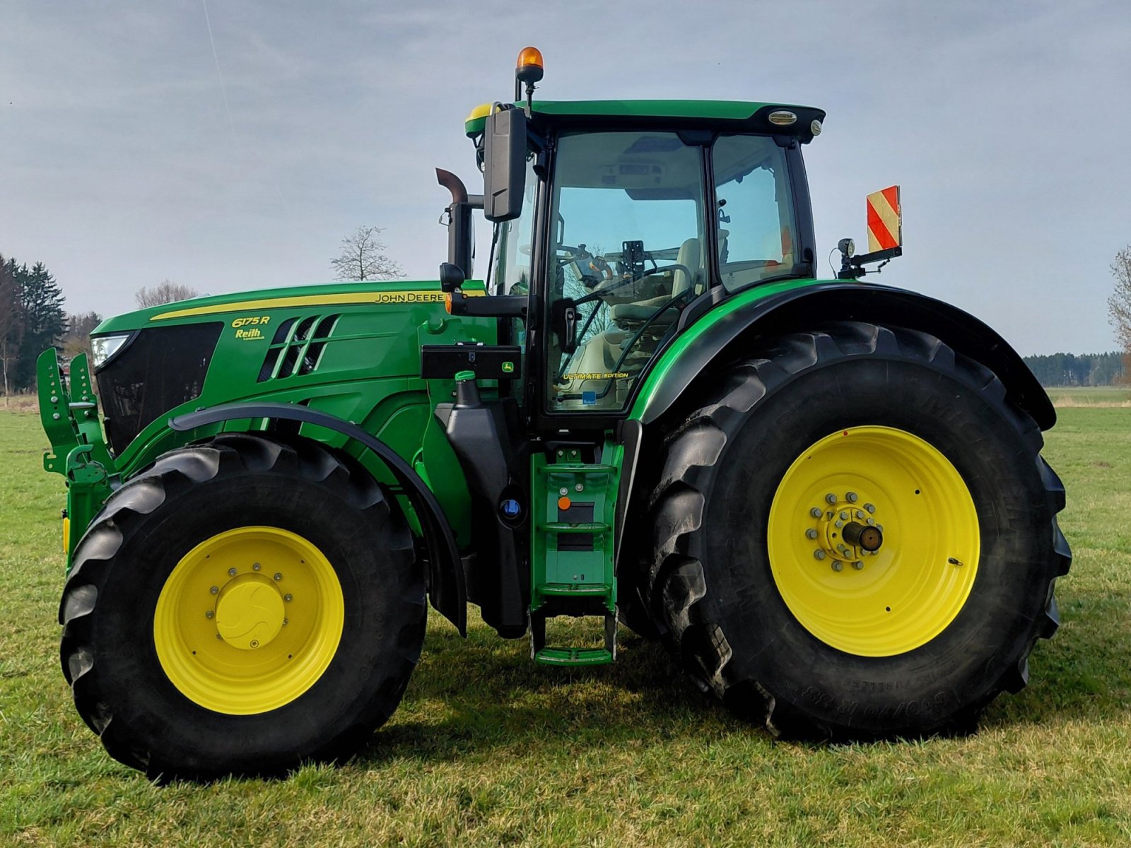 Traktor типа John Deere Ultimate 6175R, Gebrauchtmaschine в Thierhaupten (Фотография 3)