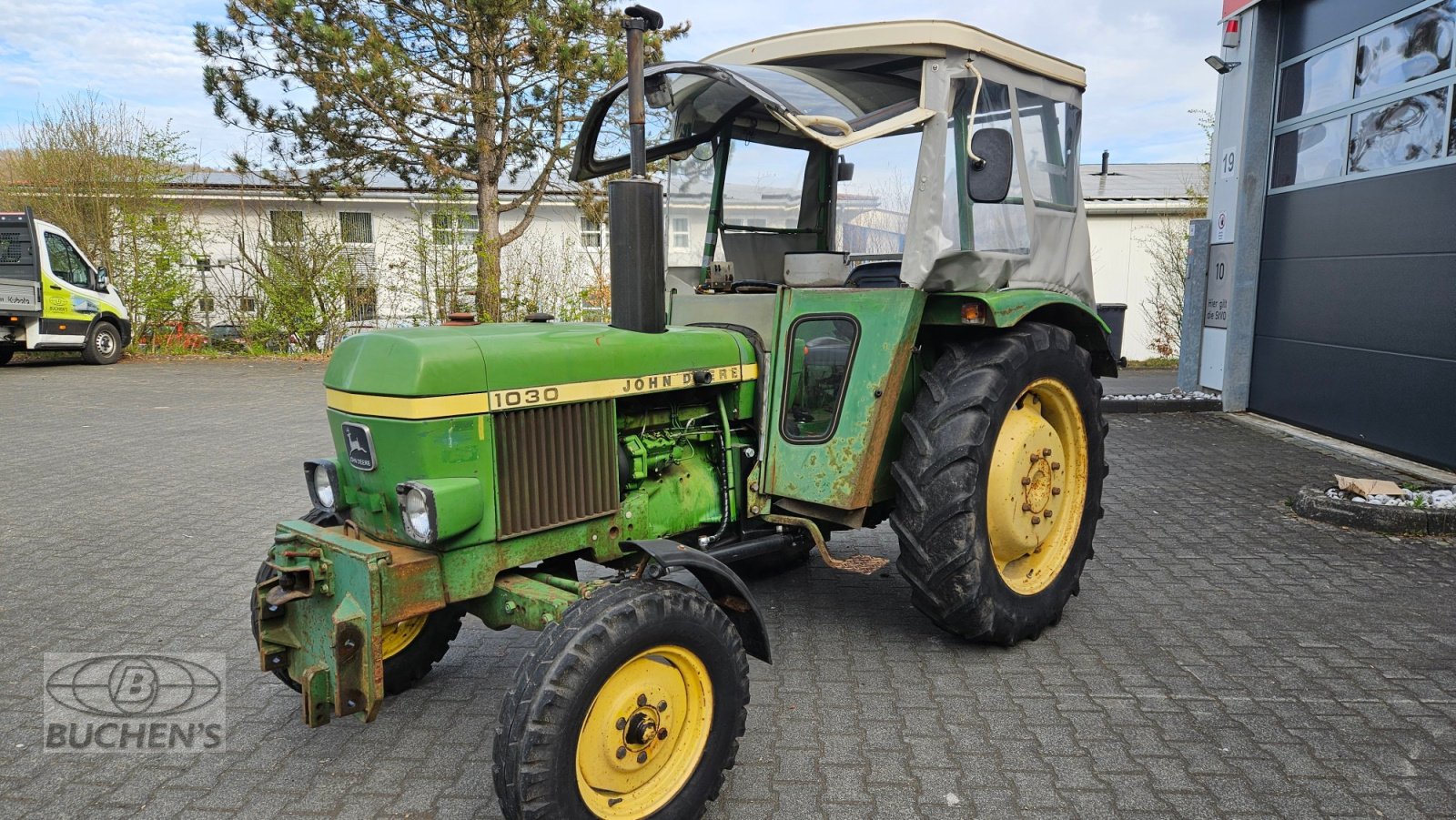 Traktor от тип John Deere 1030 S, Gebrauchtmaschine в Olpe (Снимка 4)