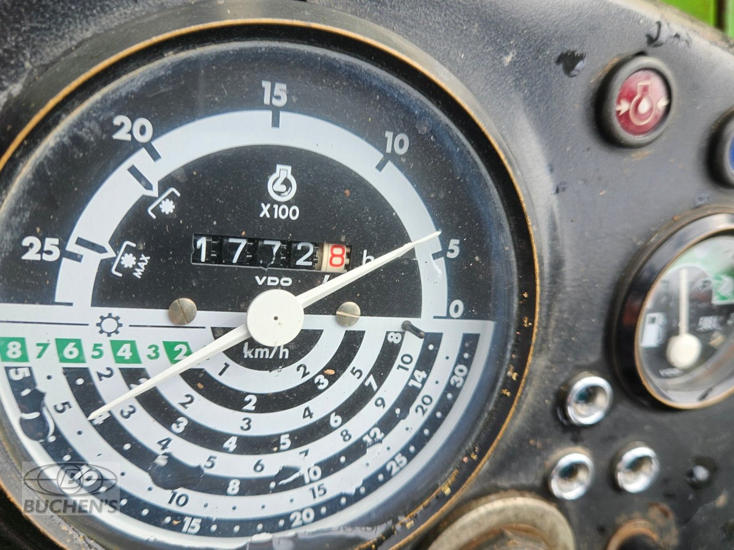 Traktor от тип John Deere 1030 S, Gebrauchtmaschine в Olpe (Снимка 22)