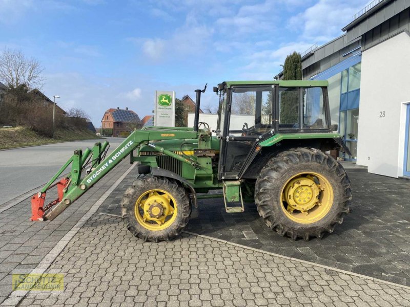 Traktor типа John Deere 1640, Gebrauchtmaschine в Marsberg-Giershagen