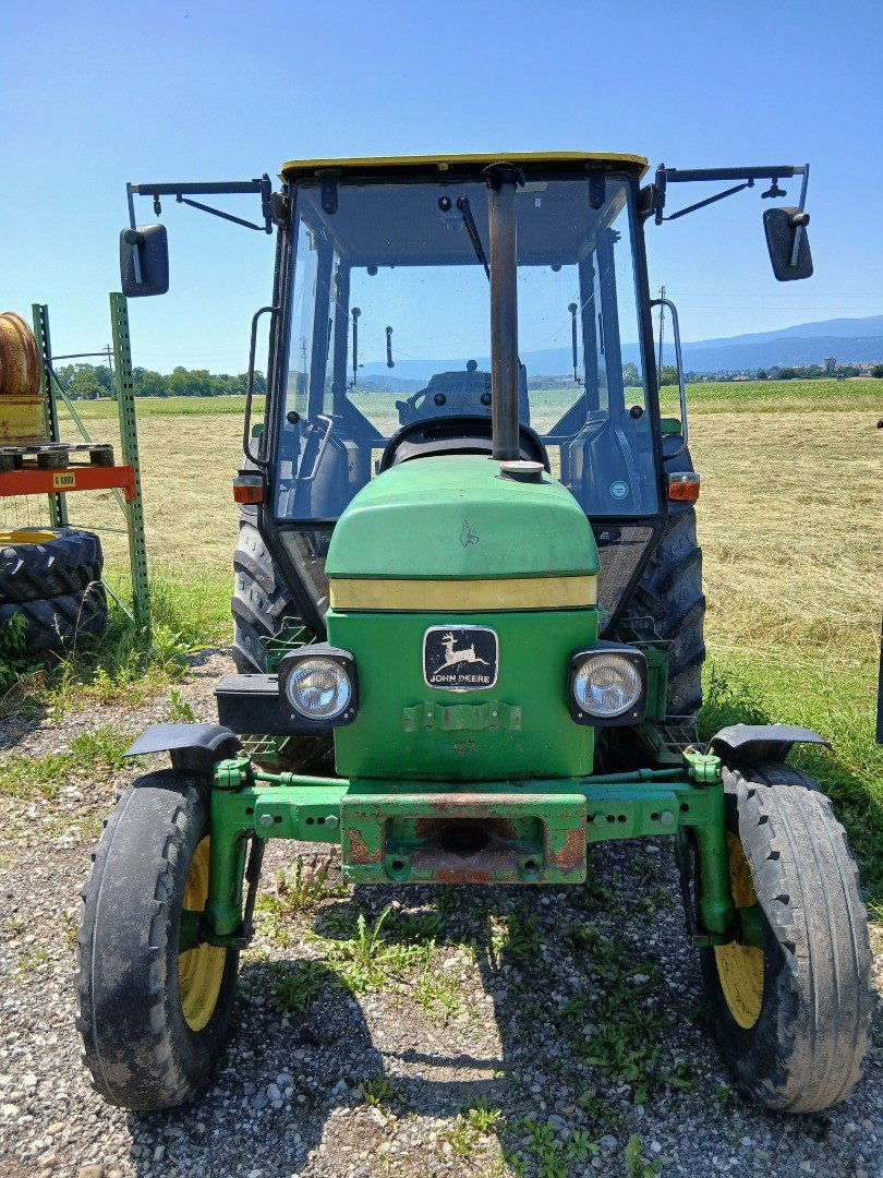 Traktor des Typs John Deere 1850, Gebrauchtmaschine in Lengnau (Bild 4)