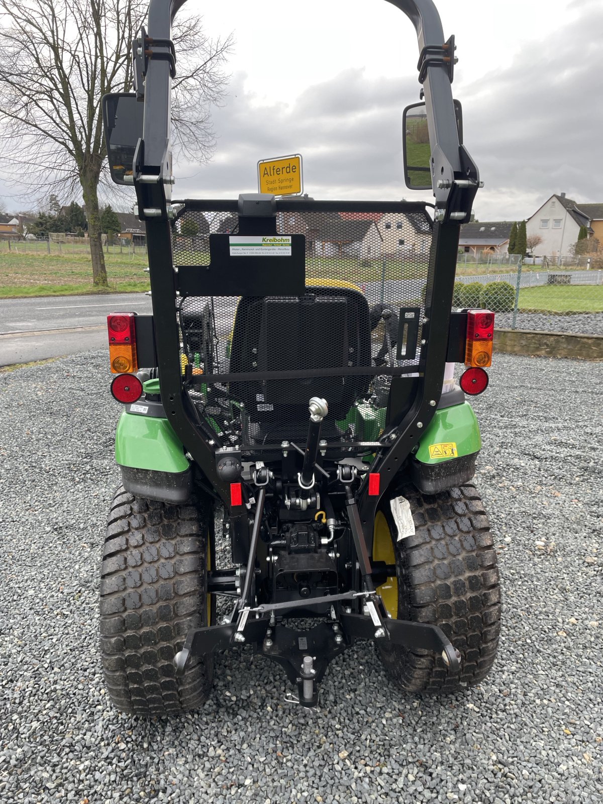 Traktor des Typs John Deere 2026, Neumaschine in Alferde (Bild 4)