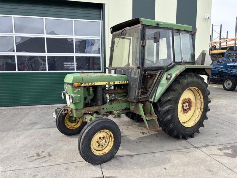 Traktor типа John Deere 2030, Gebrauchtmaschine в Bant