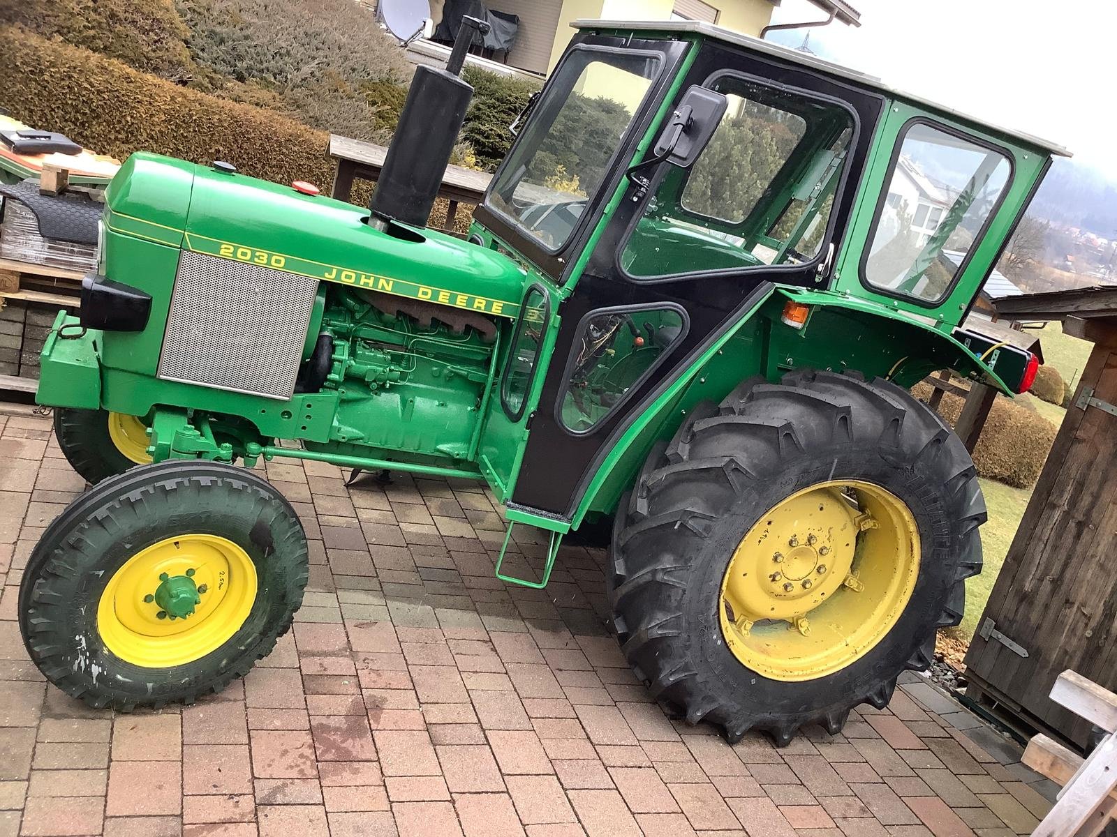 Traktor des Typs John Deere 2030, Gebrauchtmaschine in Mürzhofen (Bild 1)