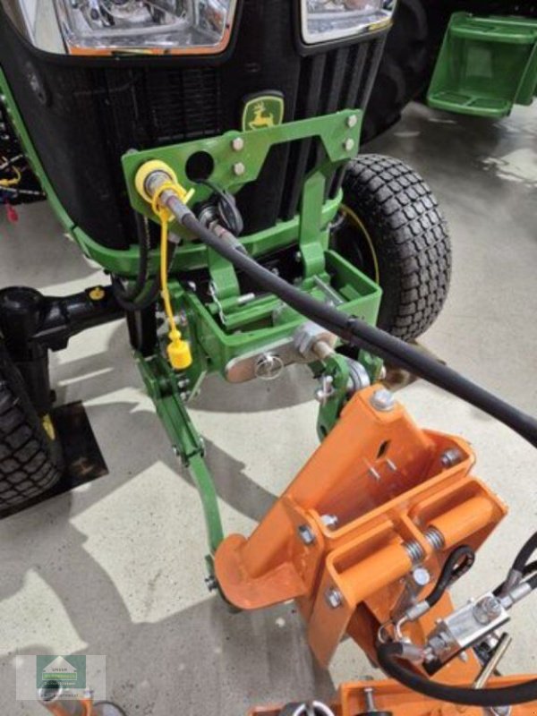 Traktor del tipo John Deere 2032R SnowFox-Aktion, Gebrauchtmaschine en Klagenfurt (Imagen 4)