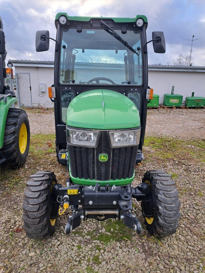 Traktor typu John Deere 2032R, Neumaschine v Mrągowo (Obrázek 3)