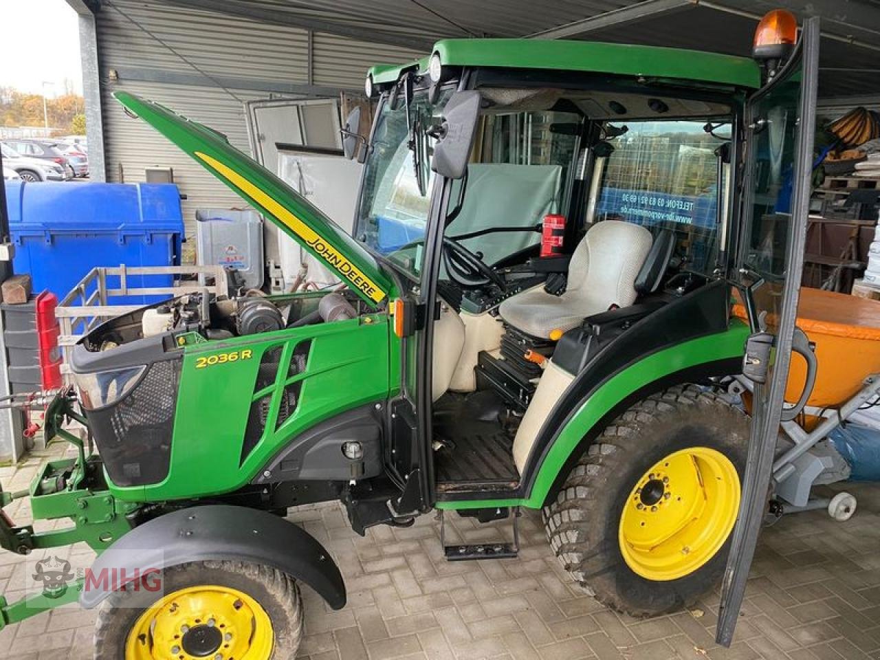 Traktor типа John Deere 2036R, Gebrauchtmaschine в Dummerstorf OT Petschow (Фотография 3)