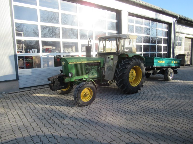 Traktor типа John Deere 2120 LS, Gebrauchtmaschine в Waischenfeld