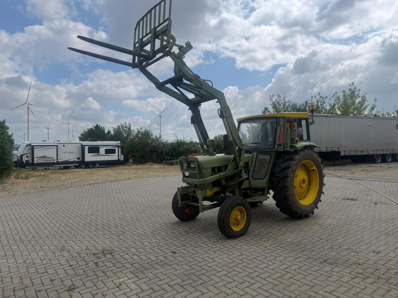 Traktor des Typs John Deere 2120, Gebrauchtmaschine in Könnern (Bild 7)