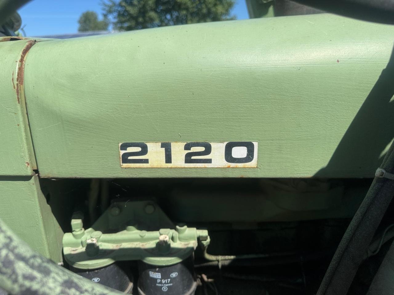 Traktor des Typs John Deere 2120, Gebrauchtmaschine in Könnern (Bild 10)