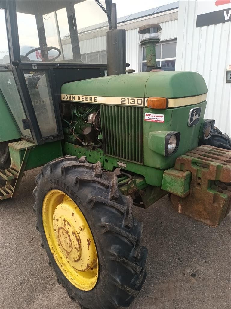 Traktor of the type John Deere 2130 4wd, Gebrauchtmaschine in Roslev (Picture 3)