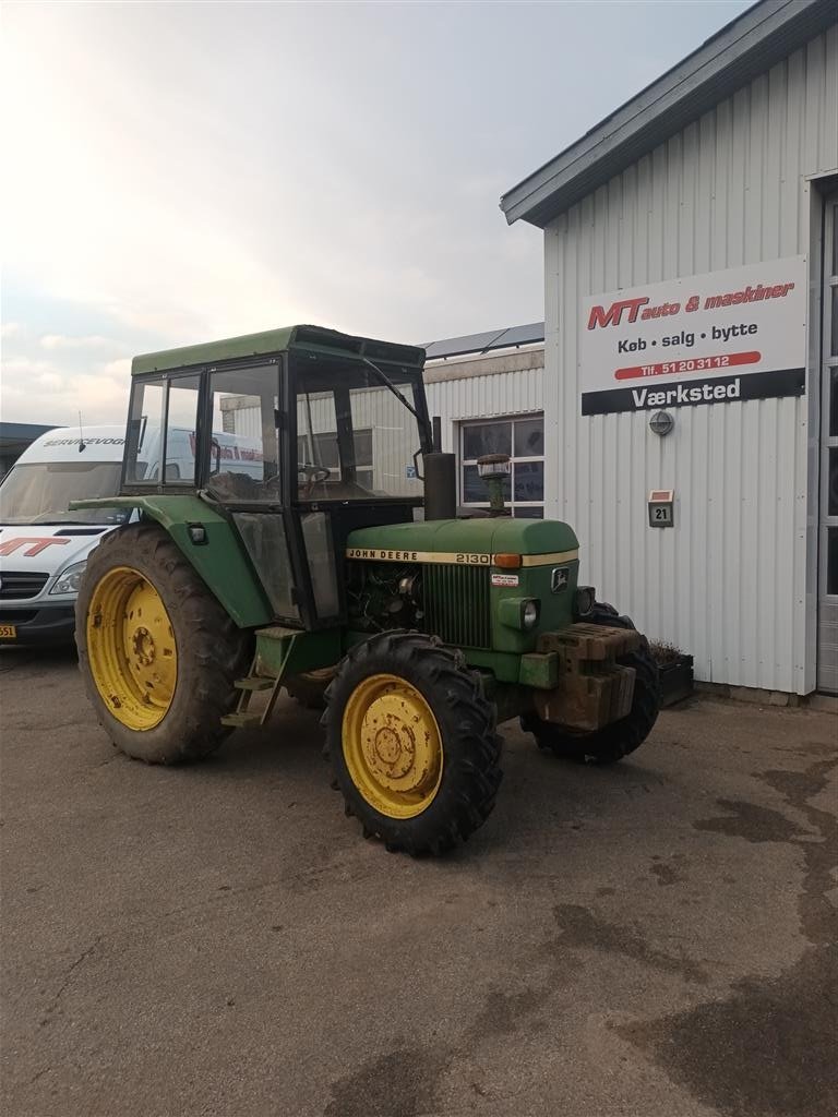 Traktor of the type John Deere 2130 4wd, Gebrauchtmaschine in Roslev (Picture 1)