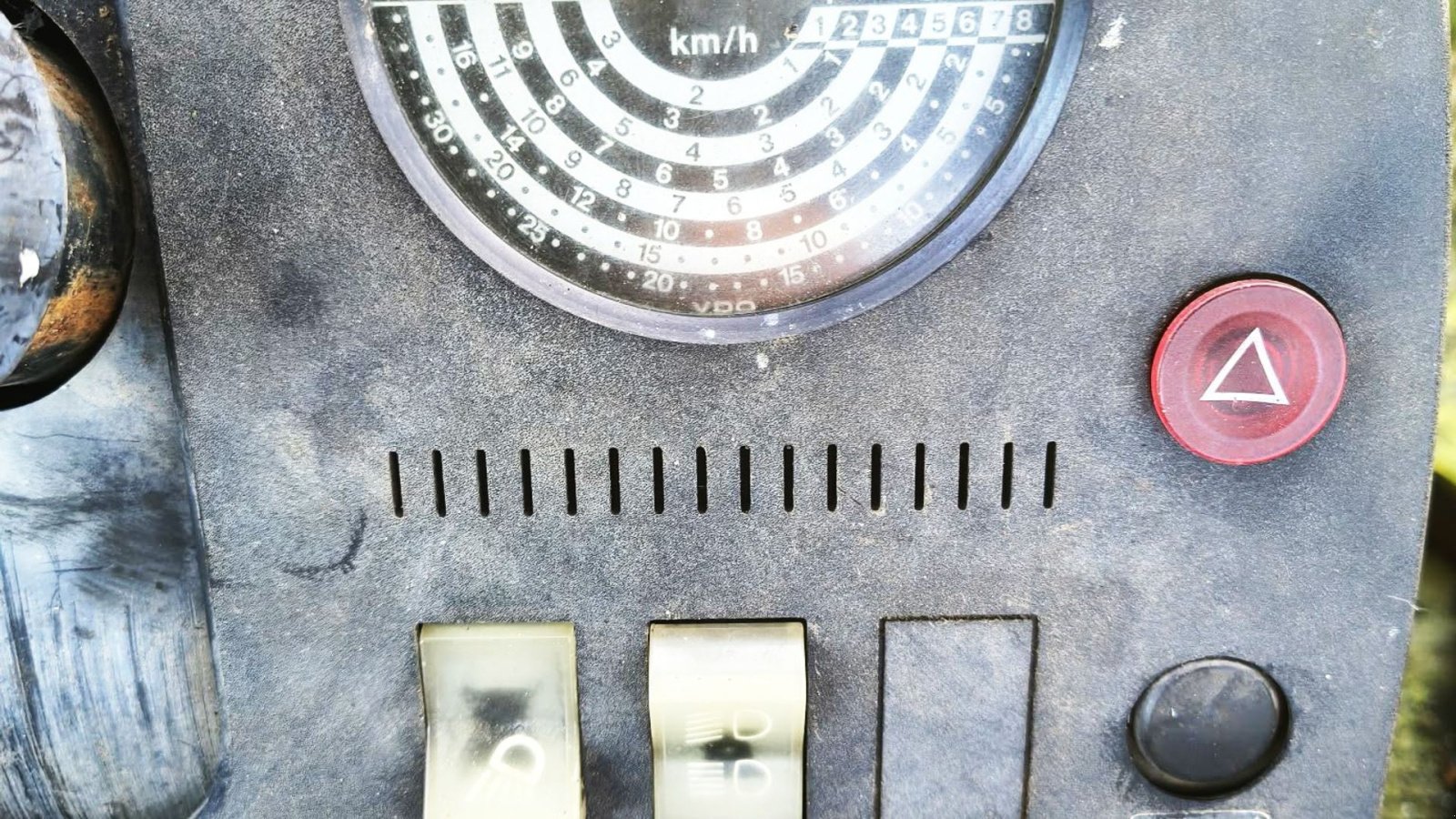 Traktor tipa John Deere 2140 / MOMSFRI / med frontlæsser / 6300 timer / 2 redskaber, Gebrauchtmaschine u Arden (Slika 5)