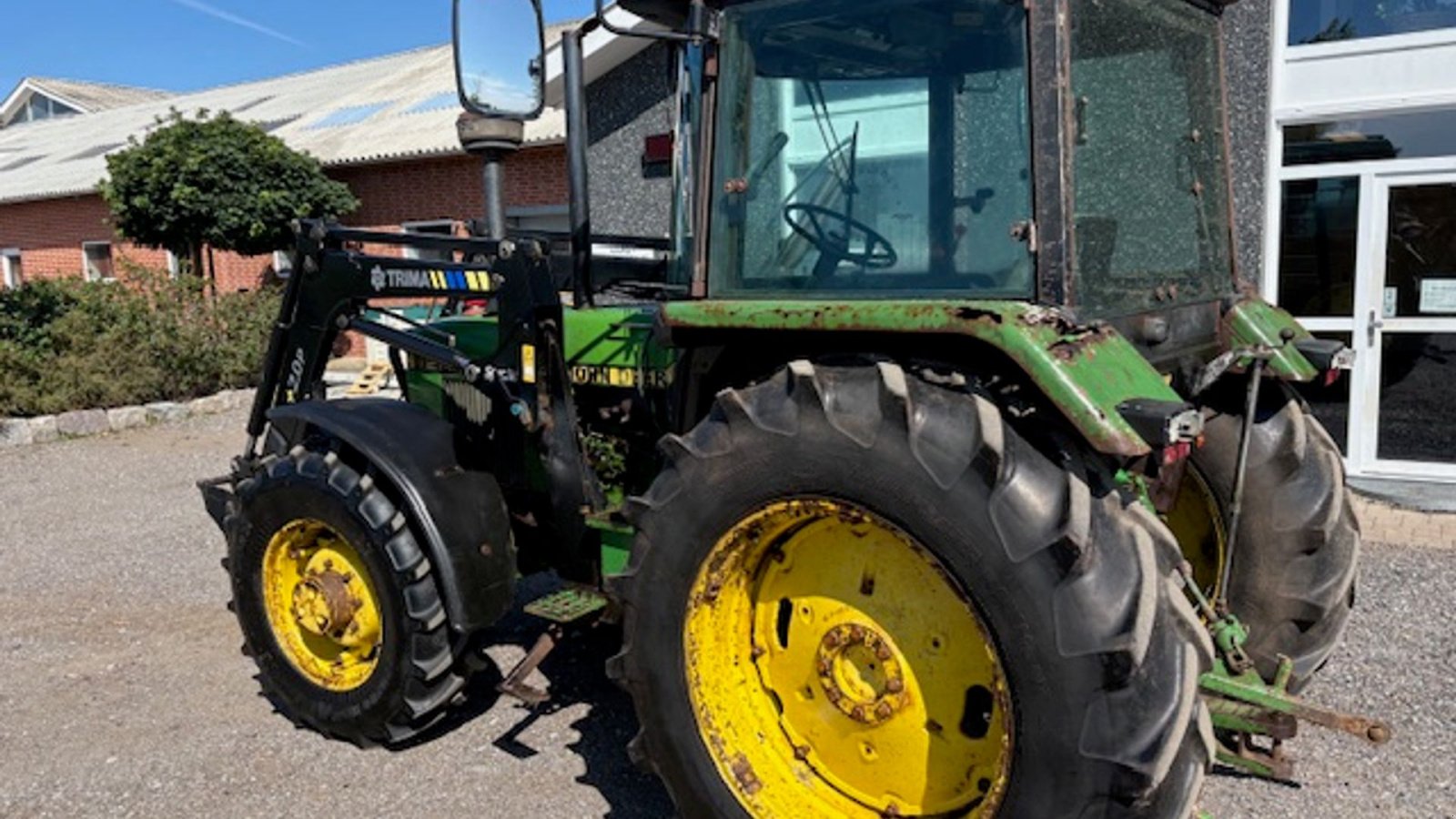 Traktor of the type John Deere 2140 SGII med frontlæsser TRIMA 2.0P, Gebrauchtmaschine in Dronninglund (Picture 12)