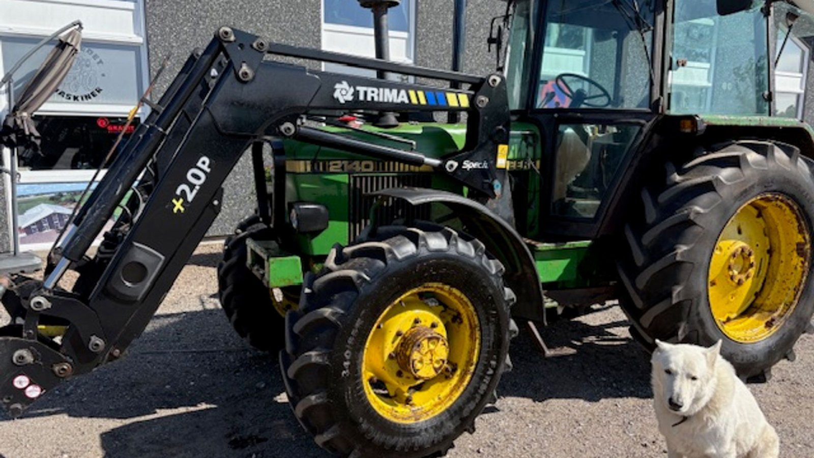 Traktor of the type John Deere 2140 SGII med frontlæsser TRIMA 2.0P, Gebrauchtmaschine in Dronninglund (Picture 1)