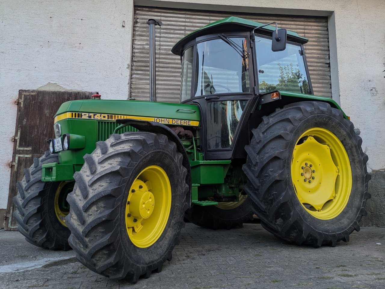 Traktor типа John Deere 2140, Gebrauchtmaschine в Gessertshausen (Фотография 1)