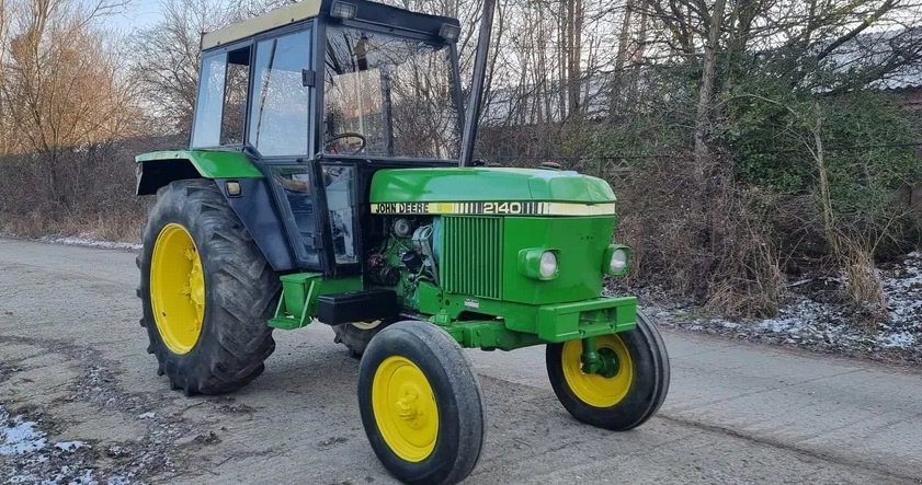 Traktor des Typs John Deere 2140, Gebrauchtmaschine in Münster (Bild 2)
