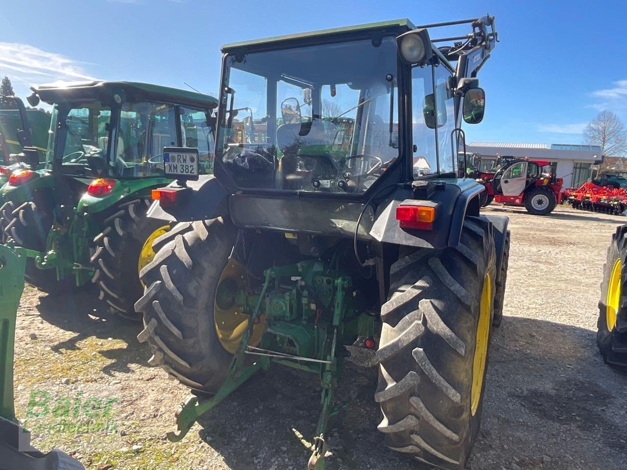 Traktor типа John Deere 2250, Gebrauchtmaschine в OBERNDORF-HOCHMOESSINGEN (Фотография 3)