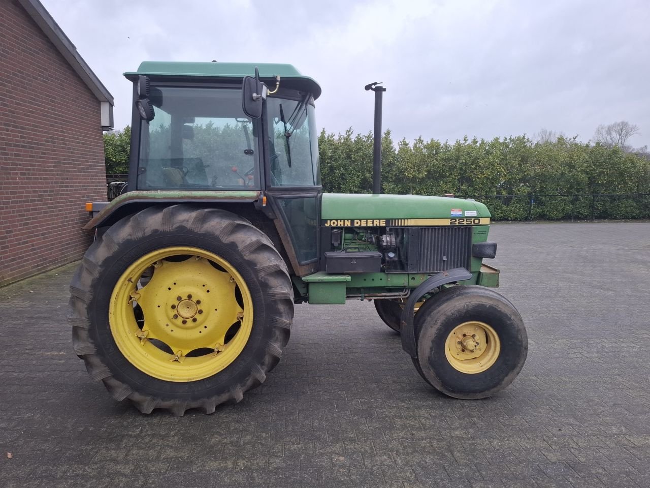 Traktor du type John Deere 2250, Gebrauchtmaschine en nistelrode (Photo 3)