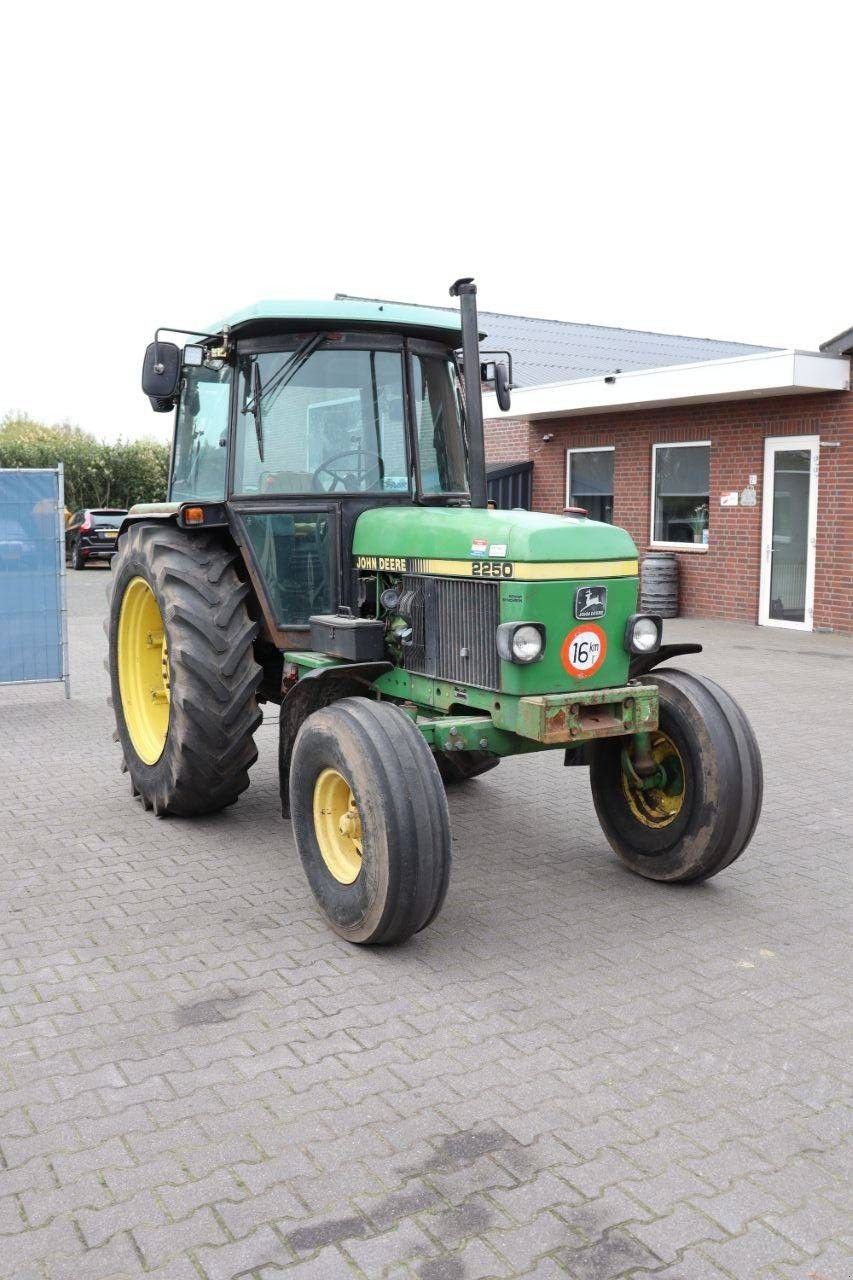 Traktor typu John Deere 2250, Gebrauchtmaschine v Antwerpen (Obrázek 8)