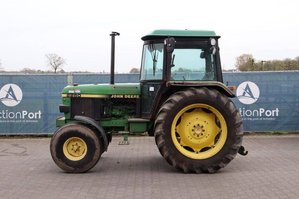 Traktor typu John Deere 2250, Gebrauchtmaschine v Antwerpen (Obrázek 2)