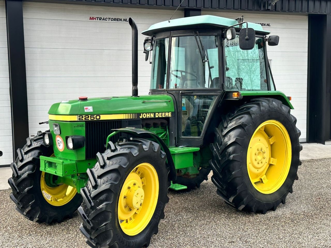 Traktor типа John Deere 2250, Gebrauchtmaschine в Linde (dr) (Фотография 6)