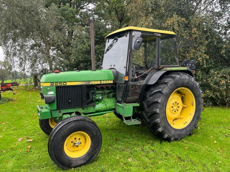 Traktor a típus John Deere 2250, Gebrauchtmaschine ekkor: Ommen (Kép 1)